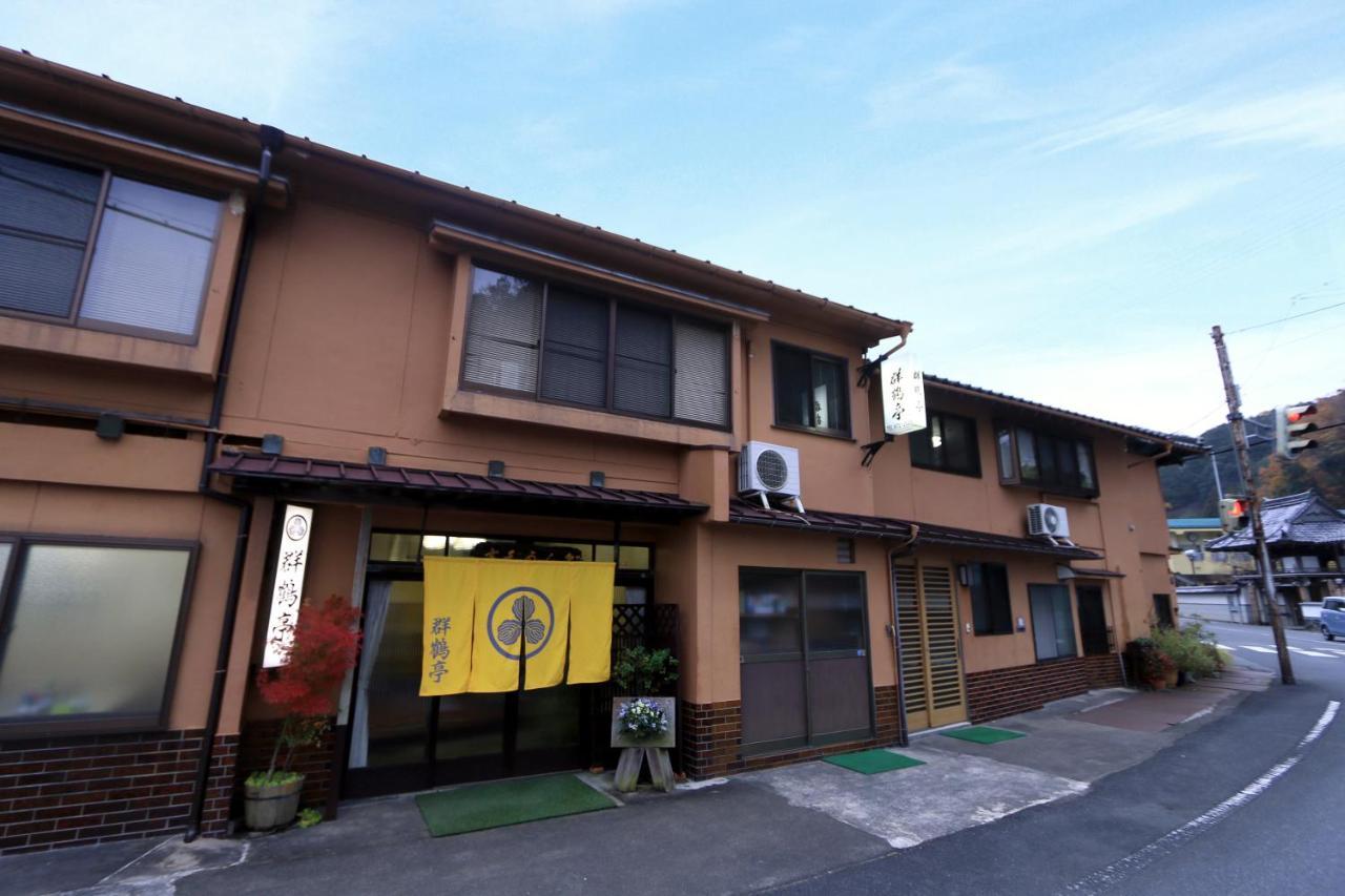 ホテル 群鶴亭 朝来市 エクステリア 写真