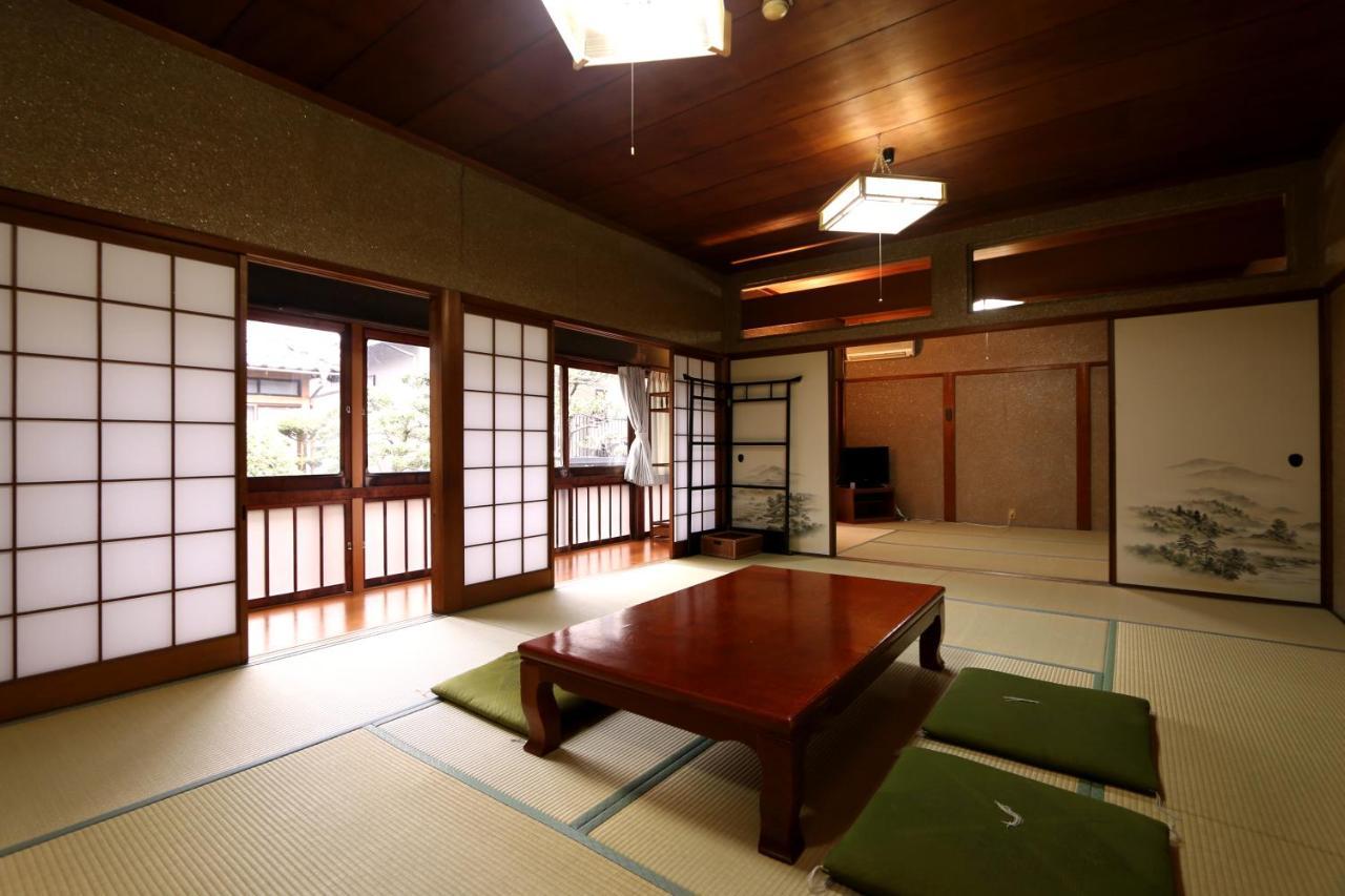 ホテル 群鶴亭 朝来市 エクステリア 写真